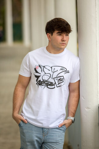 camiseta blanca graffitti